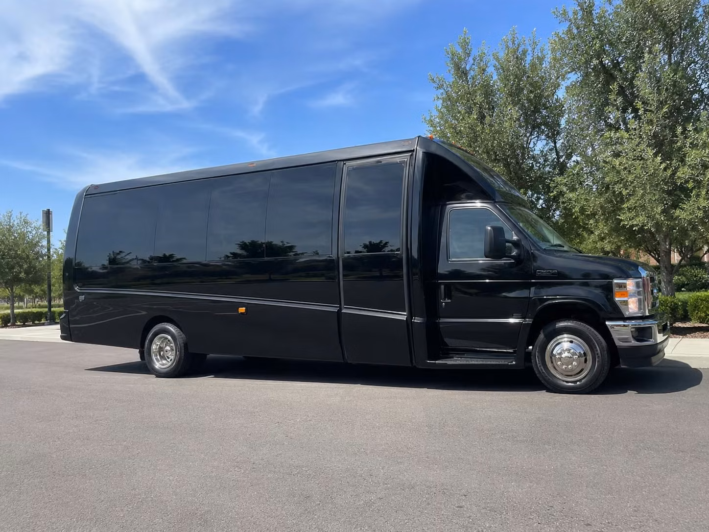 18 passenger minibus