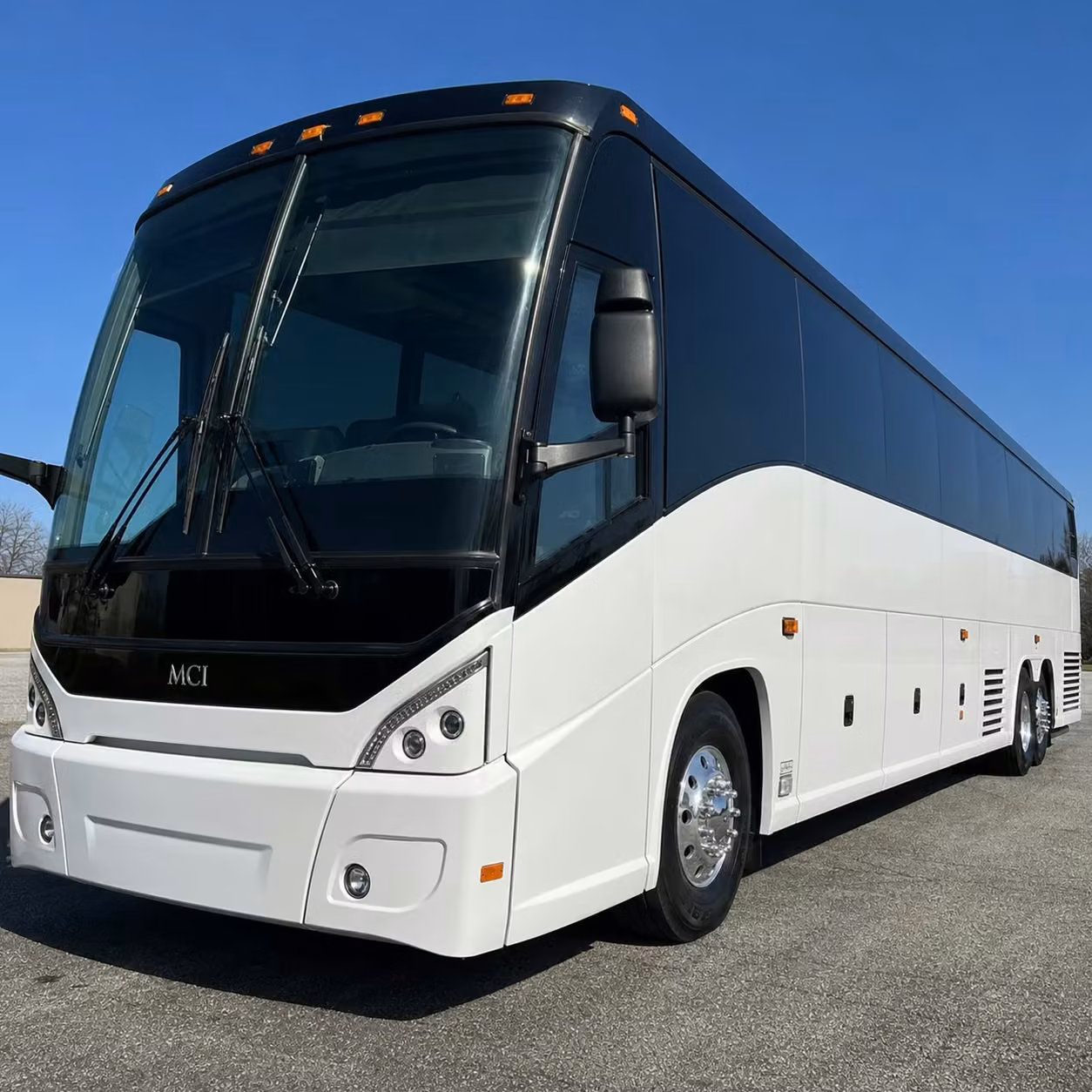 charter buses and shuttle services for fresno weddings and special occasions